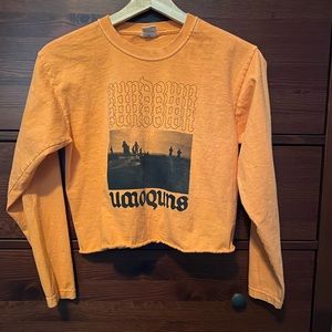 Long Sleeve Crop Top Graphic Tee